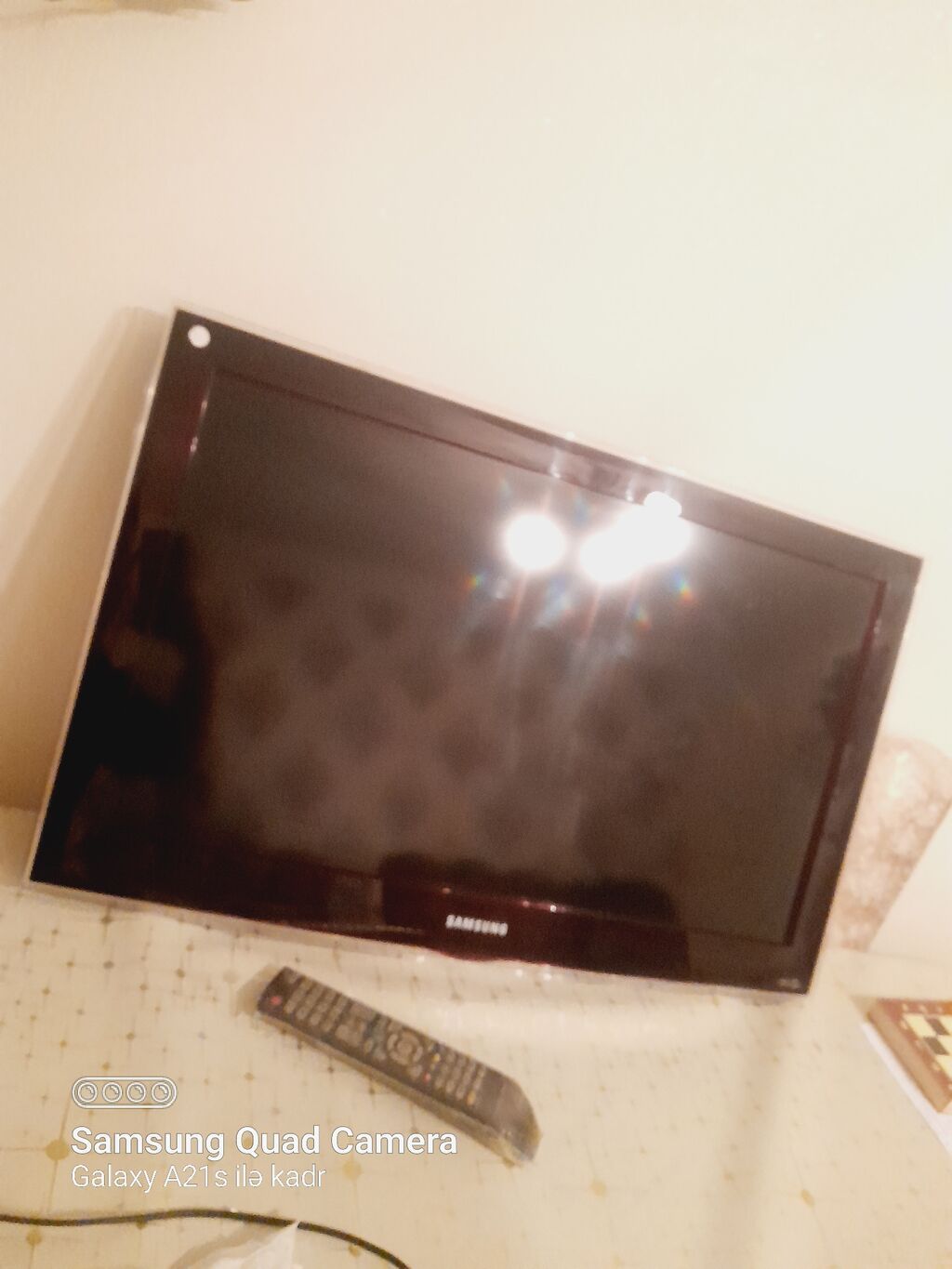 Samsung LCD televizor - Ekran diaqonalı: təxminən 32" - Model — Televizorlar, Masazır