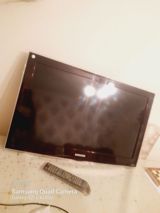 Samsung LCD televizor - Ekran diaqonalı: təxminən 32" - Model — Televisions