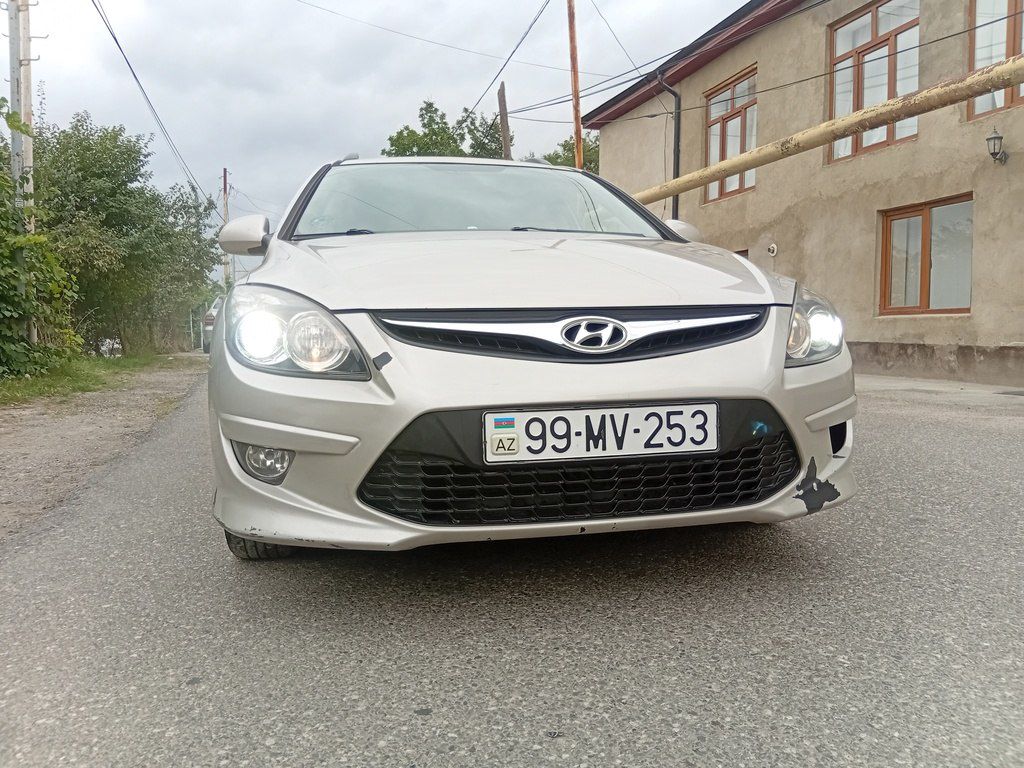 Hyundai i30, 1.4 L, 2011 il, 370 000 km — Avtomobillər, Qusar (5)