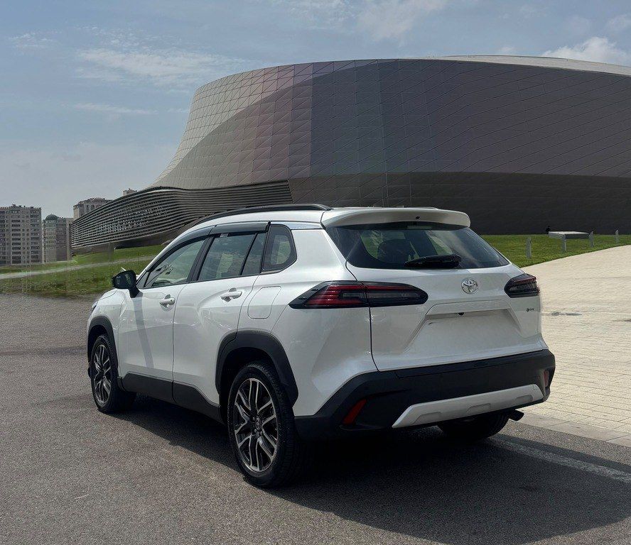 Toyota Corolla Cross, 2.0 L, 1.31 kWh, 2025 il, 7 950 km — Avtomobillər, Bakı (6)