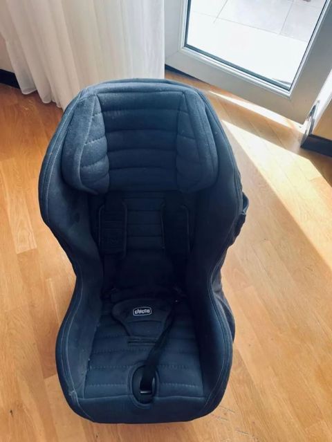Chicco avtokreslo 50 azn satilir hec bir prablemi yoxdu 18 Kg — Mehdiabad
