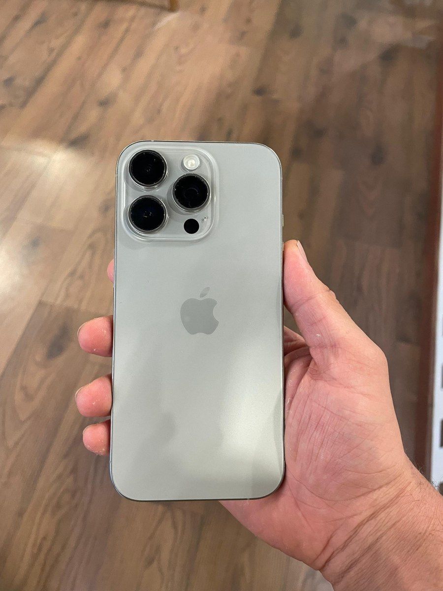 Apple iPhone 16 Pro Natural Titanium 128GB/8GB — Smartfonlar, Bakı