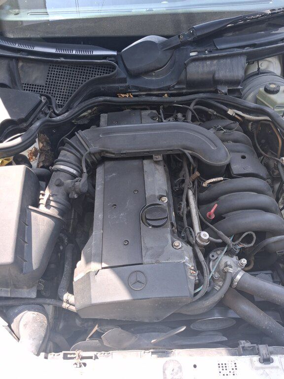 Mercedes E 200, 2.0 L, 1998 il, 300 000 km — Avtomobillər, Yevlax (10)