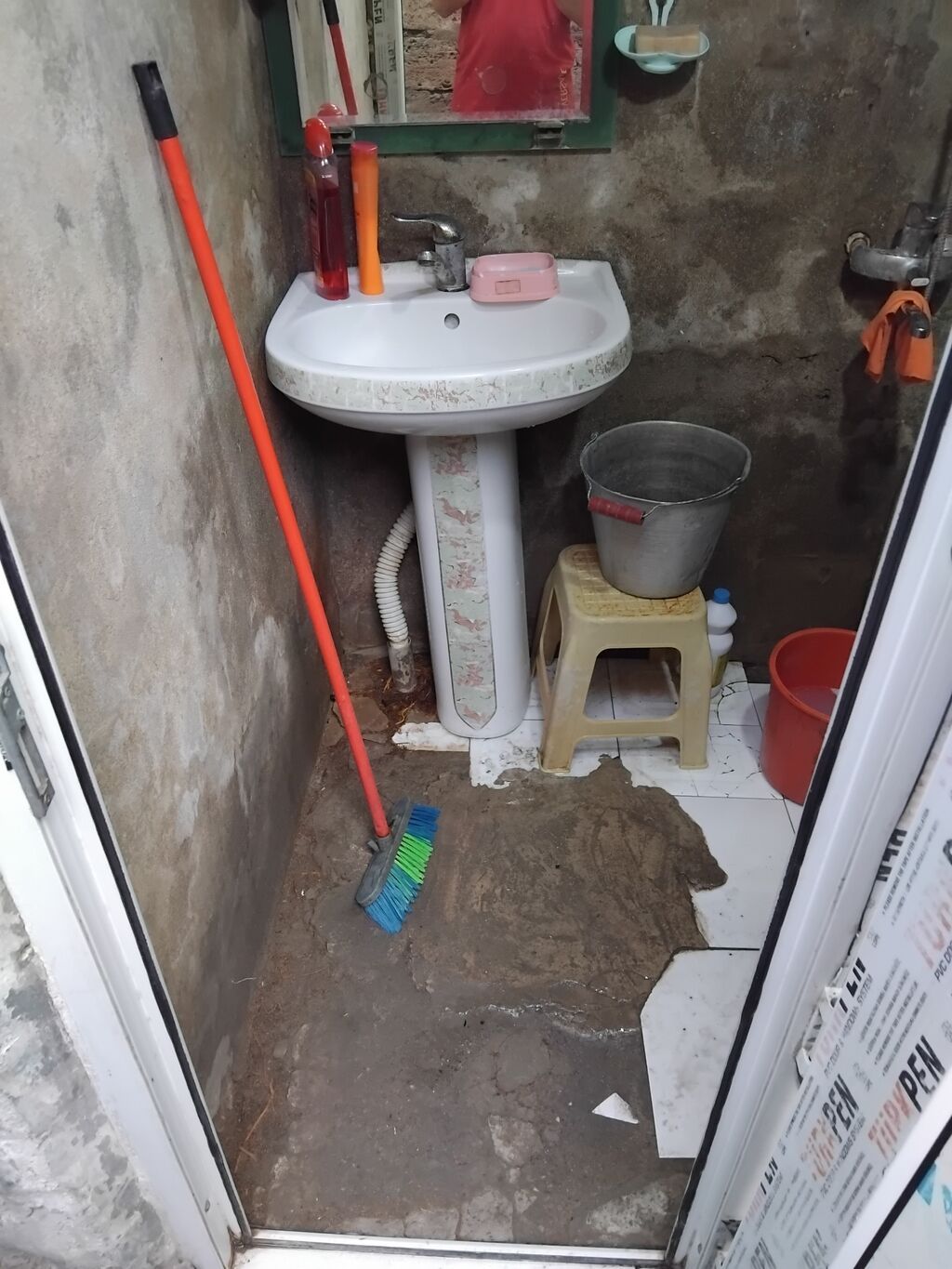 1 otaqlı mənzil – mebel və texnika ilə Plan: - Geniş yataq — Daşınmaz əmlak, Digah (8)