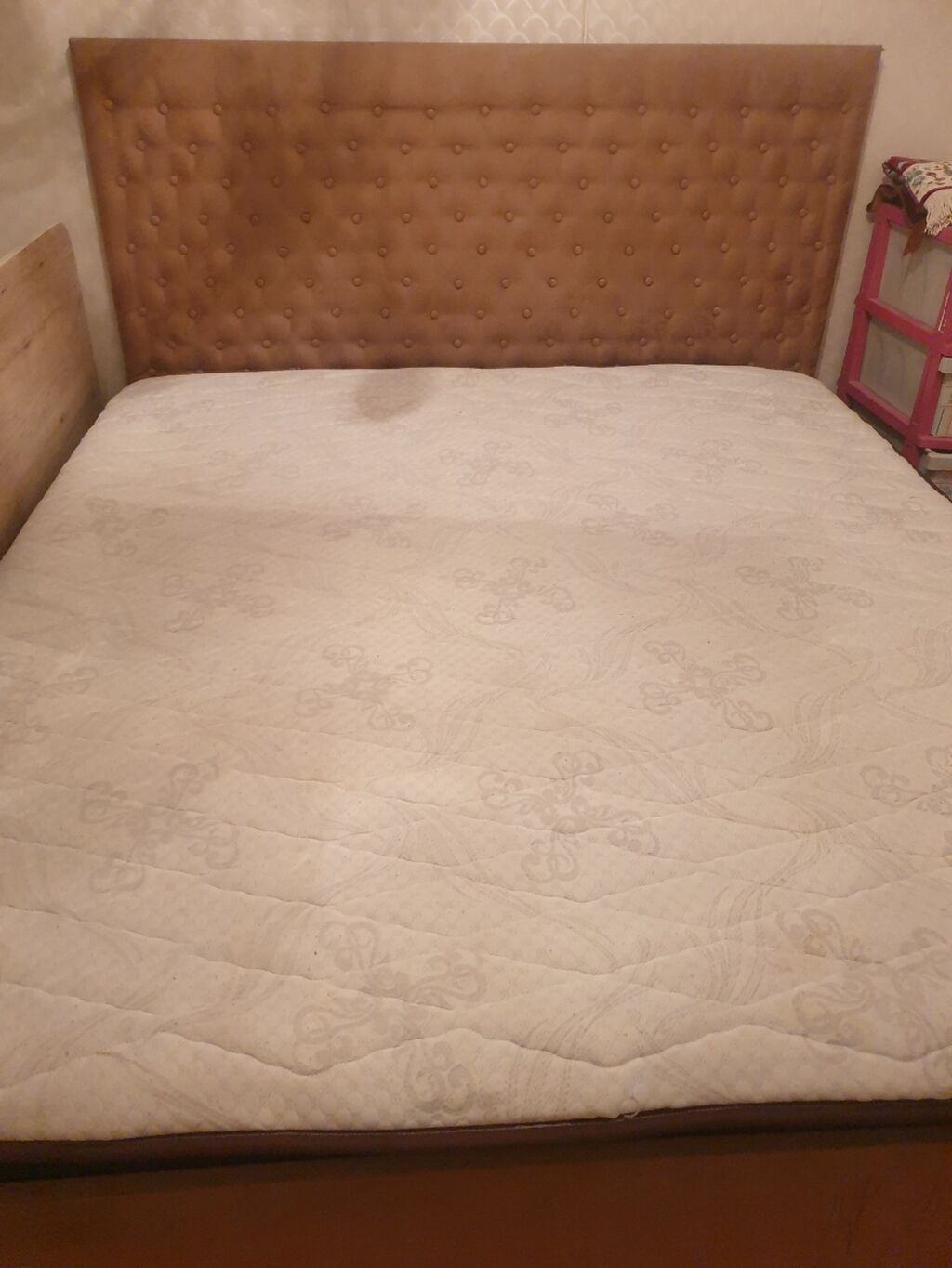 İki nəfərlik çarpayı və üstündə ortopedik matras ve matrasqoruyucuda — Mebel, Bakı