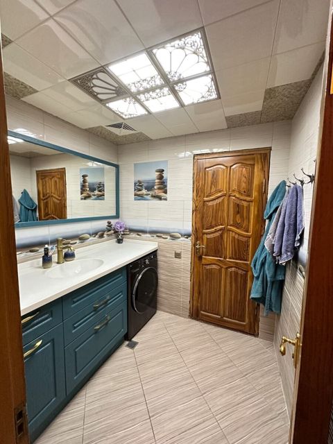 4-otaqlı yeni tikili kirayə verilir, Nizami m., 120 m² — Bakı