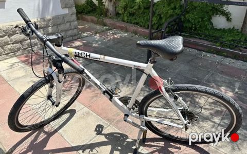 Almaniyadan gətirilib. Şəhər/trek tipli velosiped – 28" təkərlər