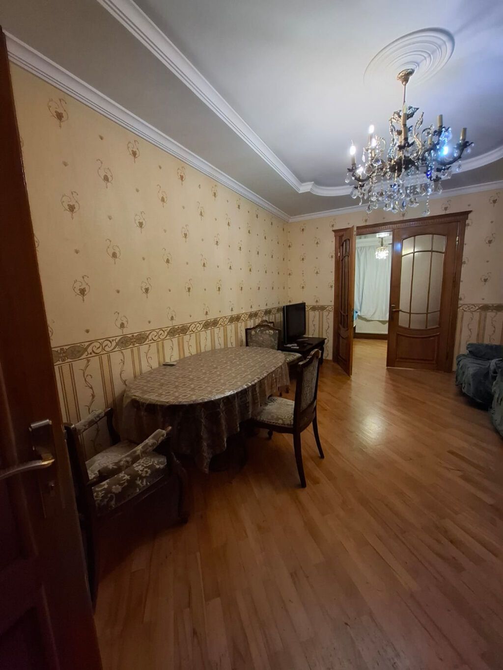 Seherin merkezi. Elmler metrosunun duz cixisinda,H.Cavid — Daşınmaz əmlak, Bakı (2)