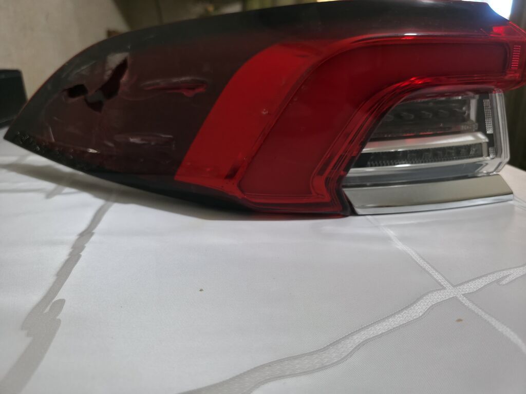 Toyota Corolla arxa sağ stop/farası (LED tipli) - Orijinal arxa sağ — Ehtiyat hissələri, Bakı (4)