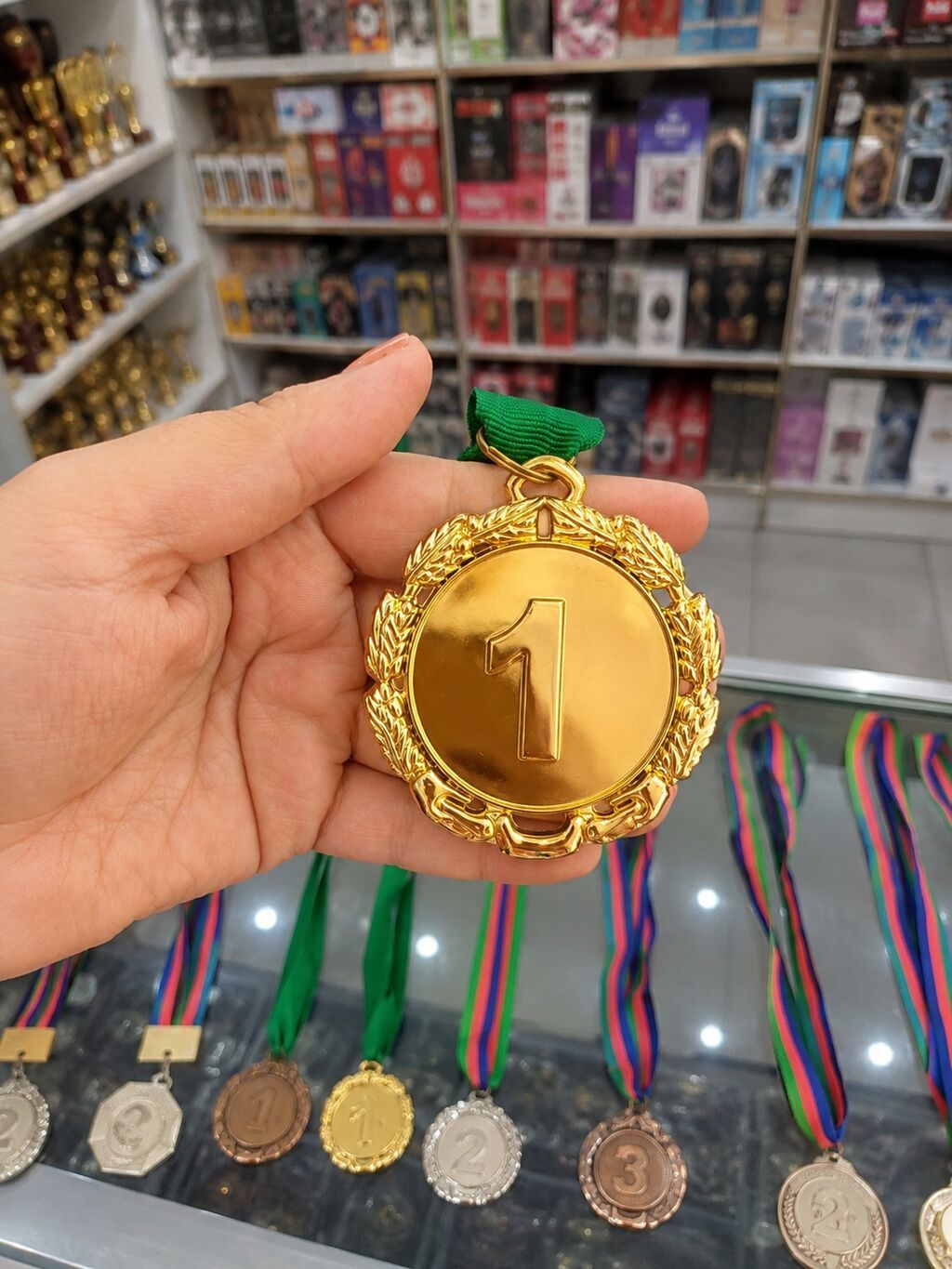 Medal Dəsti Satılır 1-ci yer 2-ci yer 3-cü yer medalları — İdman və istirahət, Masazır (3)