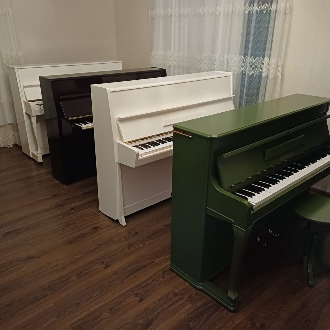 Pianinolar — Musiqiə alətləri, Bakı