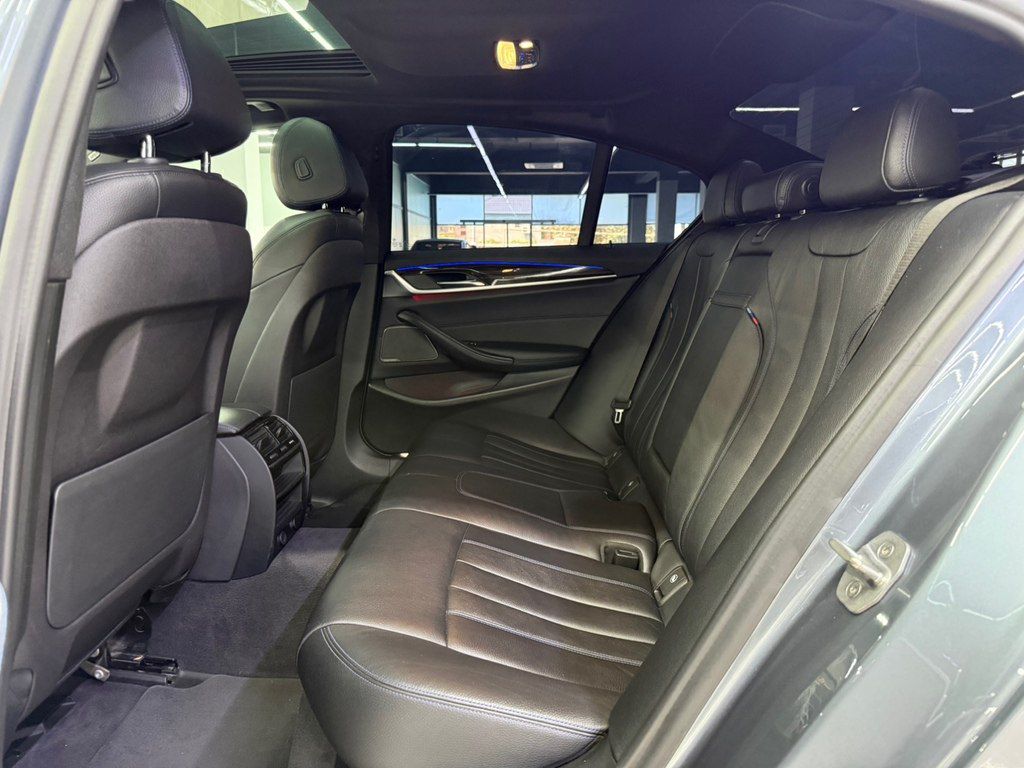 BMW 530e, 2.0 L, 12 kWh, 2017 il, 149 000 km — Avtomobillər, Bakı (11)
