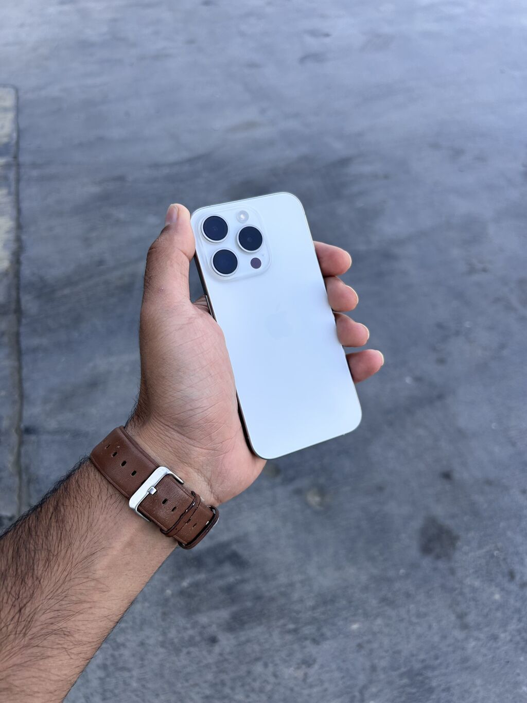 IPhone 15 Pro, 128 GB, White Titanium, Zəmanət, Simsiz şarj, Face ID — Apple iPhone, Güzdək (4)