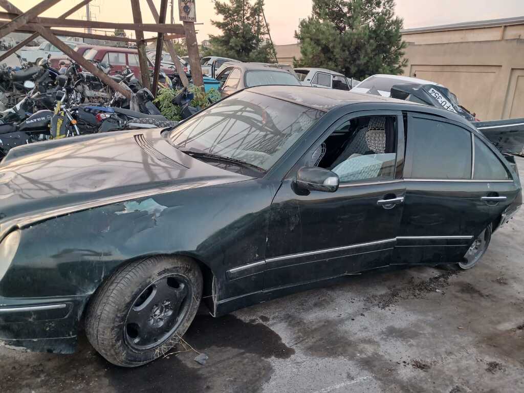 Mercedes E 320, 3.2 L, 1999 il, 290 000 km — Avtomobillər, Bakı (2)