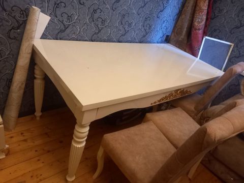 Masa dəsti 6 stulnan 300 azn Yaxşı vəziyyətdədir, heç bir deffekti — Mehdiabad