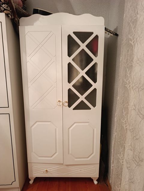 Dolab tam ideal veziyetde. 170azm.cəmi 1 ay istifade olunub maşın — Mehdiabad