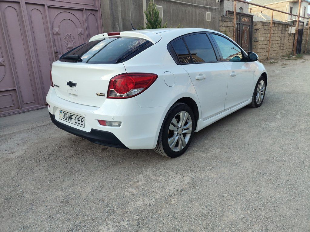 Chevrolet Cruze, 1.4 L, 2012 il, 300 000 km — Avtomobillər, Bakı (4)