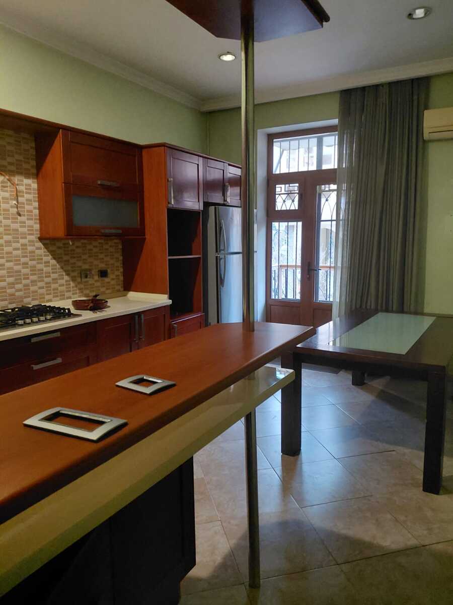 4-otaqlı mənzil, Elmlər Akademiyası m., 180 m² — Mənzil, Bakı (3)
