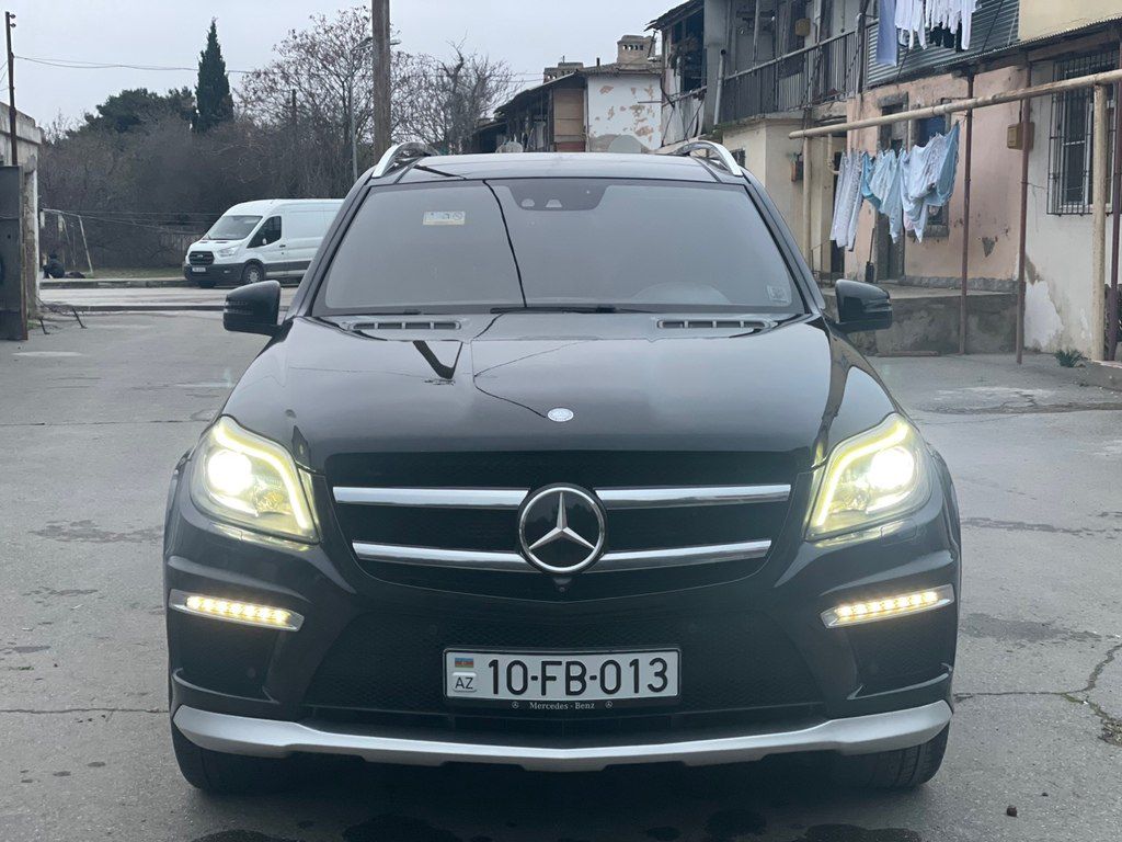 Mercedes GL 63 AMG 4MATIC, 5.5 L, 2015 il, 274 000 km — Avtomobillər, Bakı (10)