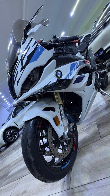 BMW S 1000 RR, 1000 sm3, 2023 il, 12 000 km — Motosikletlər, Bakı (5)