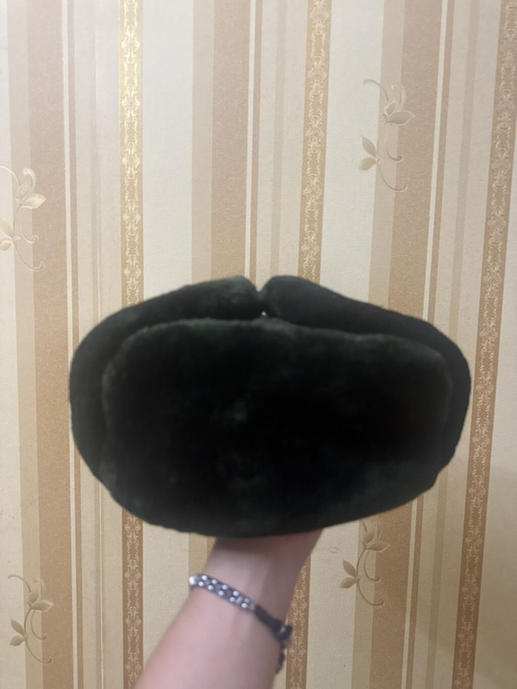 Qış papağı – qulaqlı, tünd yaşıl - Model: qulaqları içəri qatlanan — Şəxsi əşyalar, Bakı (2)
