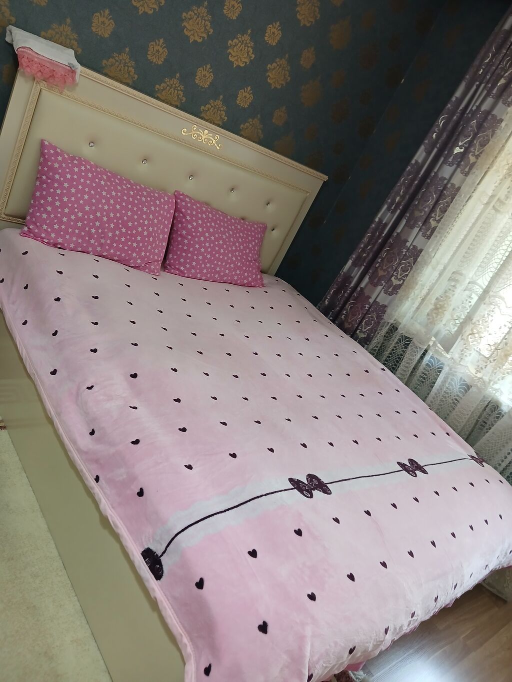 Klassik üslubda yataq otağı mebel dəsti Tərkibi: - Geniş 6 qapılı — Mebel, Bakı (3)