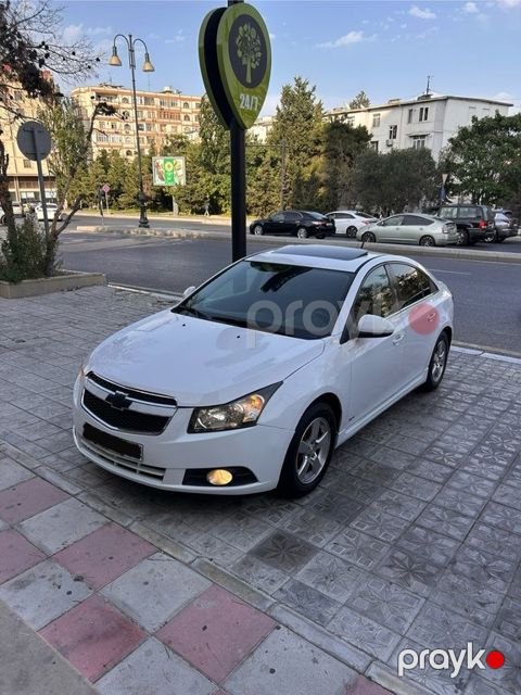 Chevrolet Cruze, 1.4 L, 2014 il, 270 000 km