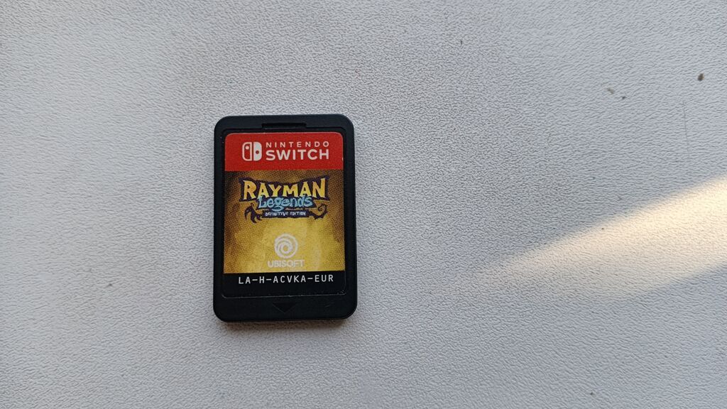 Nintendo Switch üçün oyun kartricləri və qutu təqdim olunur. Dəstə — Elektronika, Bakı (3)
