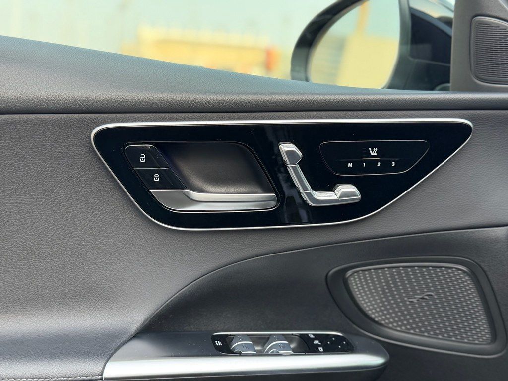 Mercedes C 300, 2.0 L, 2024 il, 11 900 km — Avtomobillər, Bakı (8)