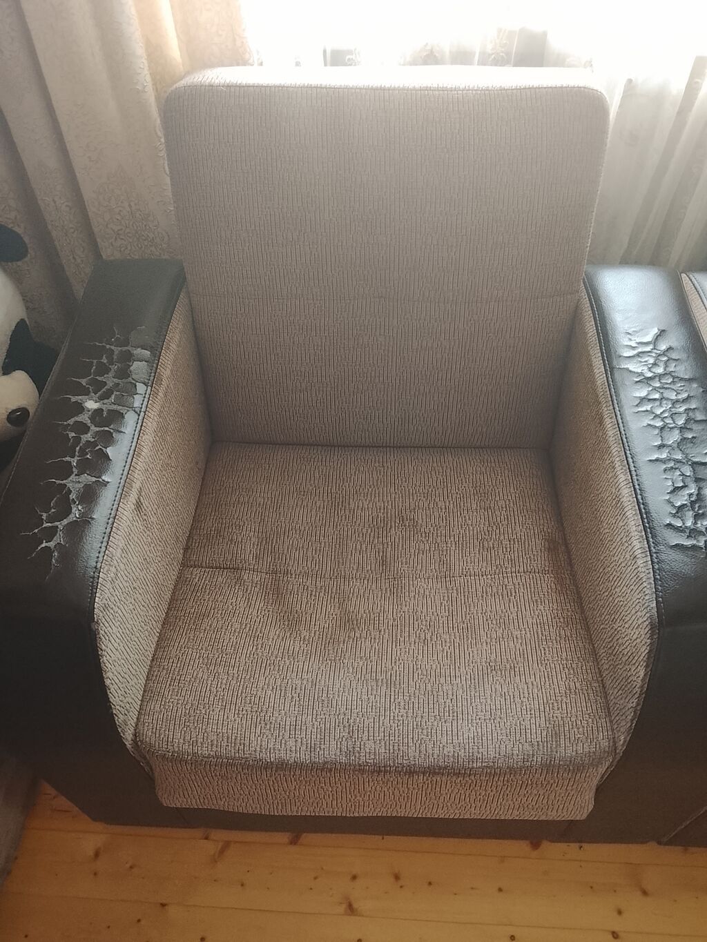 Qonaq otağı üçün yumşaq mebel dəsti: 1 ədəd üçyerlik divan və 2 ədəd — Mebel, Digah (3)