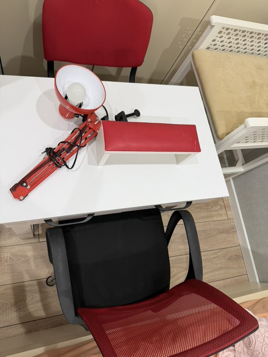 İş masası dəsti – masa, ofis kreslosu və süfrəüstü işıq - Masa: Ağ — Mebel, Digah (4)