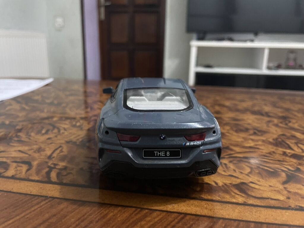 BMW 8 Series M840i kupesi – metal kolleksiya modeli - Miqyas: təxmini — Mallar, Digah (3)