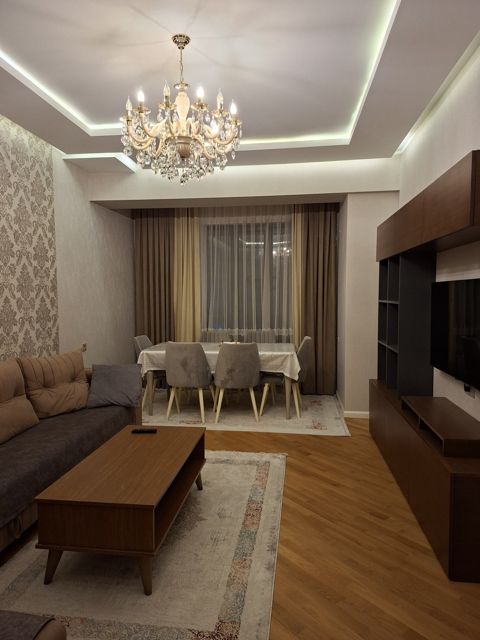 2-otaqlı yeni tikili kirayə verilir, 28 May m., 80 m² — Bakı