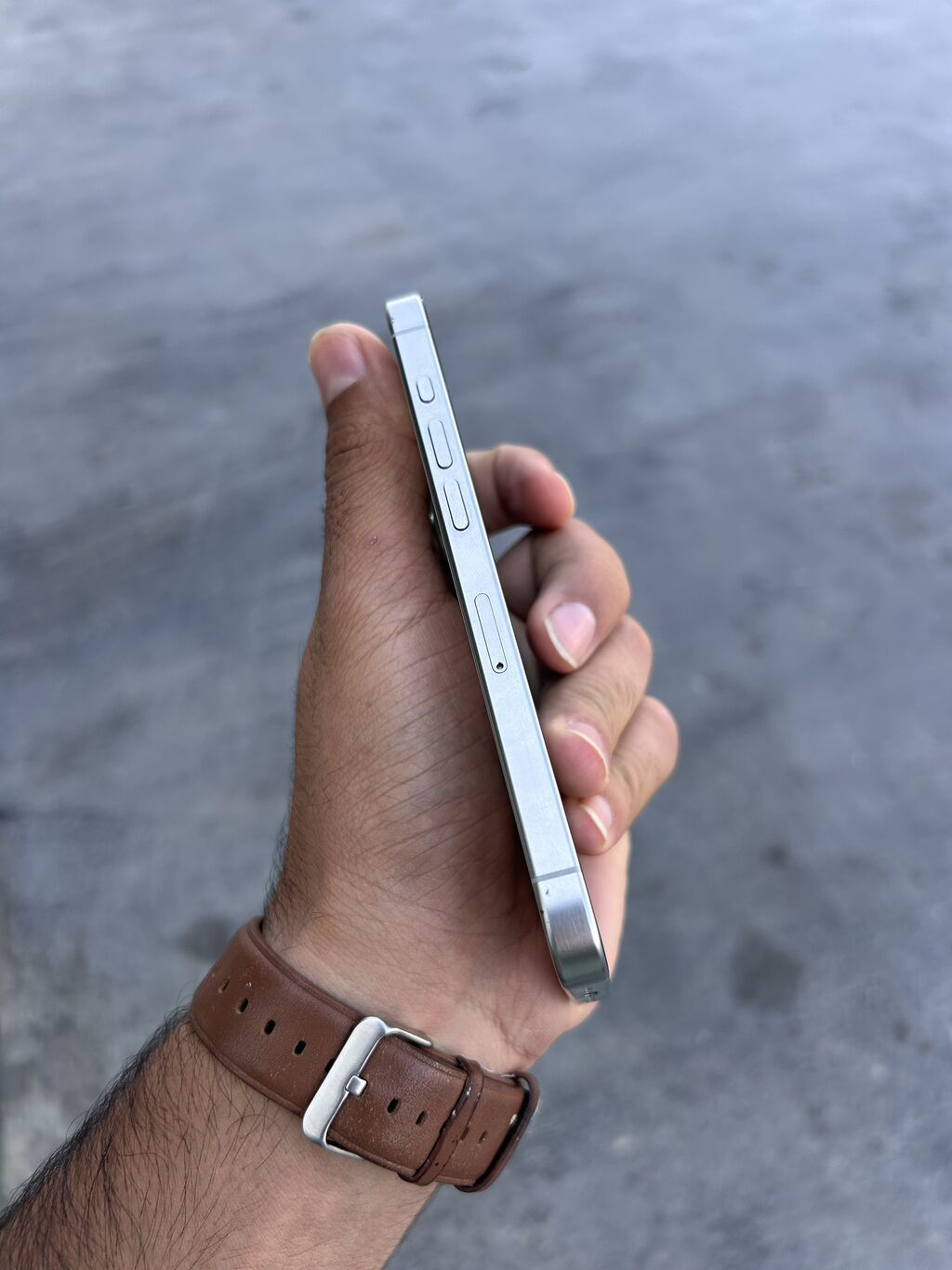 IPhone 15 Pro, 128 GB, White Titanium, Zəmanət, Simsiz şarj, Face ID — Apple iPhone, Güzdək (2)