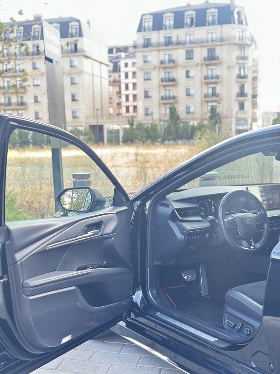 Toyota Camry, 2.0 L, 1 kWh, 2025 il, 14 257 km — Avtomobillər, Bakı (11)
