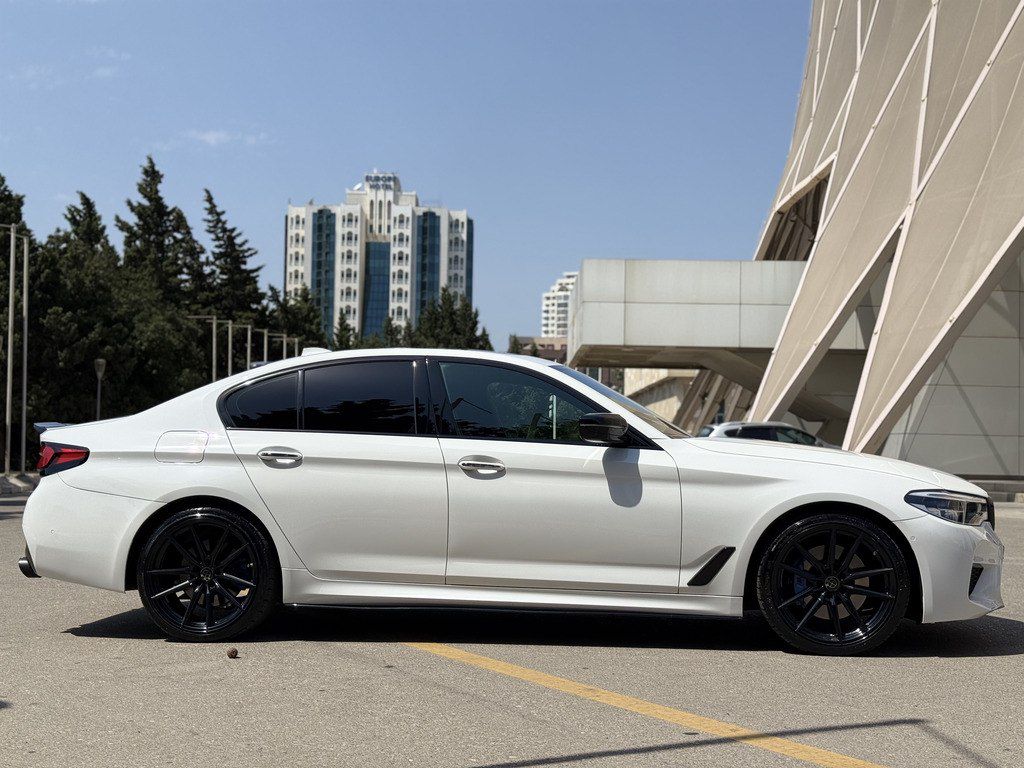 BMW 530, 2.0 L, 2019 il, 130 000 km — Avtomobillər, Bakı (4)