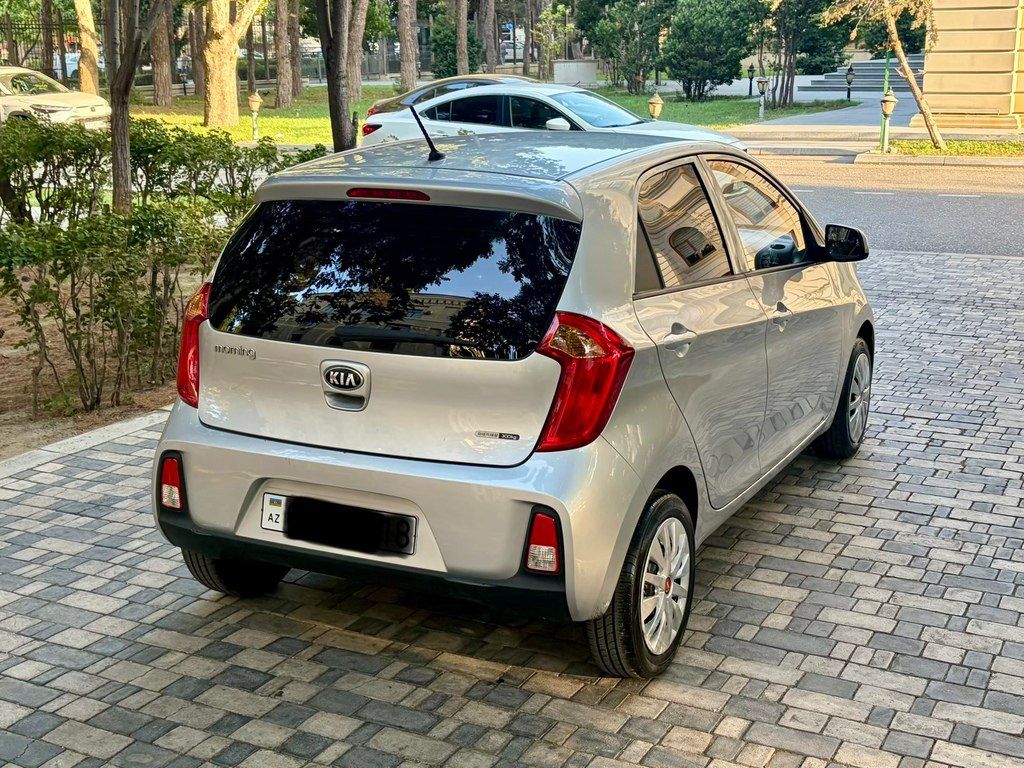 Kia Morning, 1.0 L, 2017 il, 93 120 km — Avtomobillər, Bakı (10)
