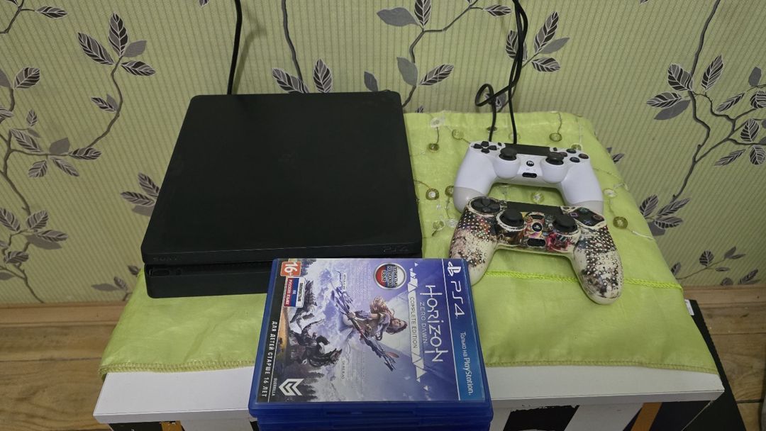 Playstation 4 Slim 1TB — Elektronika, Göytəpə (2)