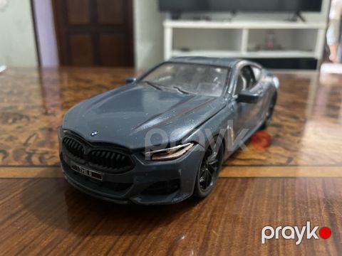 BMW 8 Series M840i kupesi – metal kolleksiya modeli - Miqyas: təxmini