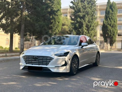 Hyundai Sonata, 2.0 L, 1.62 kWh, 2022 il, 70 000 km