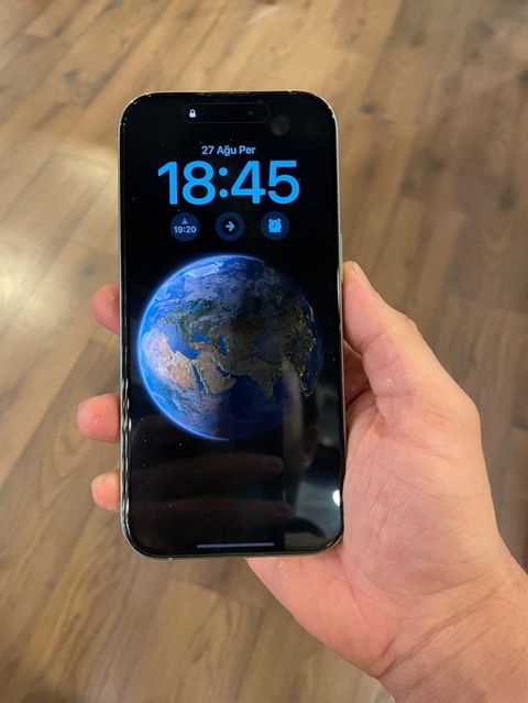 IPhone 16 Pro, 128 GB, Natural Titanium, Simsiz şarj — Bakı