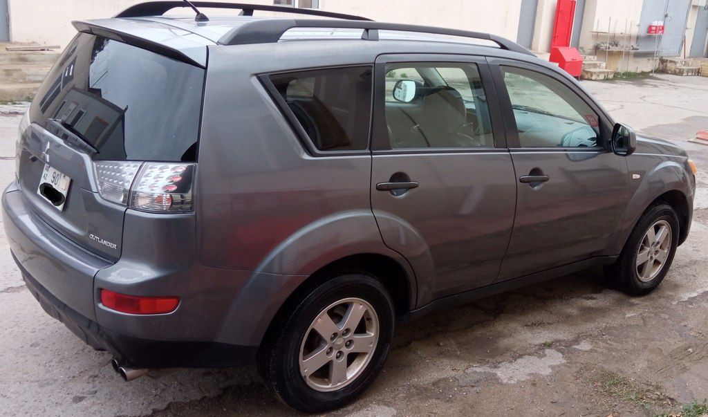 Mitsubishi Outlander, 3.0 L, 2007 il, 300 000 km — Avtomobillər, Bakı (5)