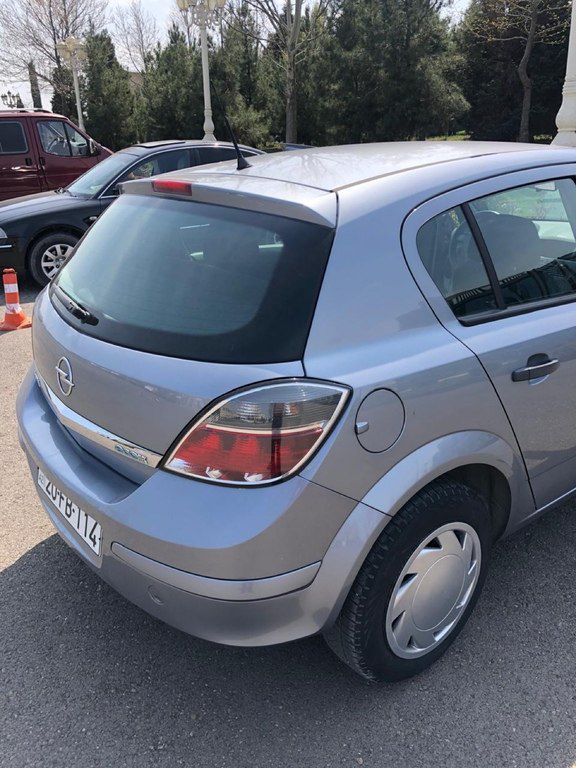 Opel Astra, 1.4 L, 2009 il, 260 000 km — Avtomobillər, Gəncə (3)