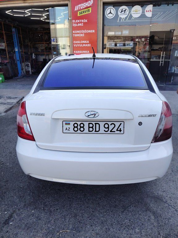 Hyundai Accent, 1.4 L, 2010 il, 198 000 km — Avtomobillər, Bakı (2)