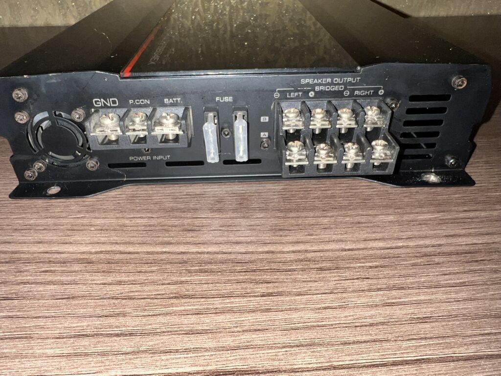 Kenwood KAC-PS804EX avtomobil gücləndiricisi. Model üzərində “4/3/2 — Elektronika, Bakı (2)
