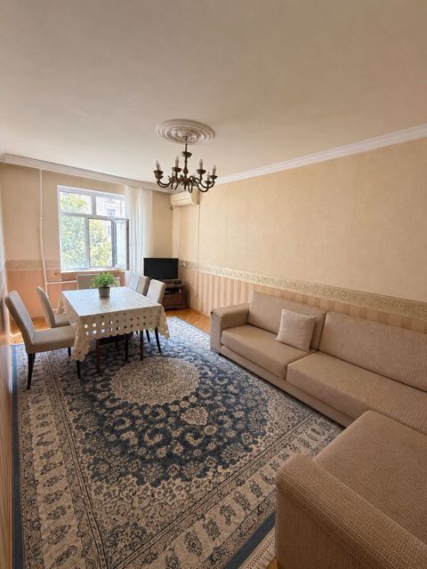 3-otaqlı mənzil, Zaur Şərifov küç 85, 80 m² — Bakı