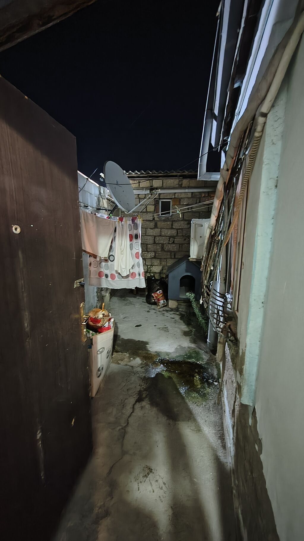 2 otaqlı həyət evi Xüsusiyyətlər: - 2 ayrı otaq - Təbii taxta döşəmə — Daşınmaz əmlak, Bakı (10)