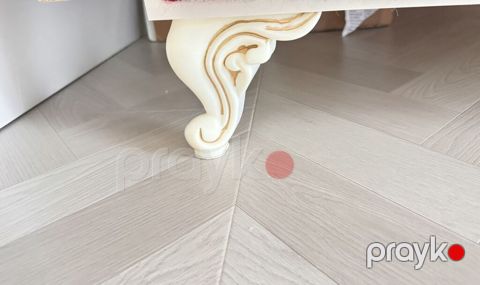 Klassik üslubda şkaf vitrin qapıları və dekorativ ayaqları - Rəng
