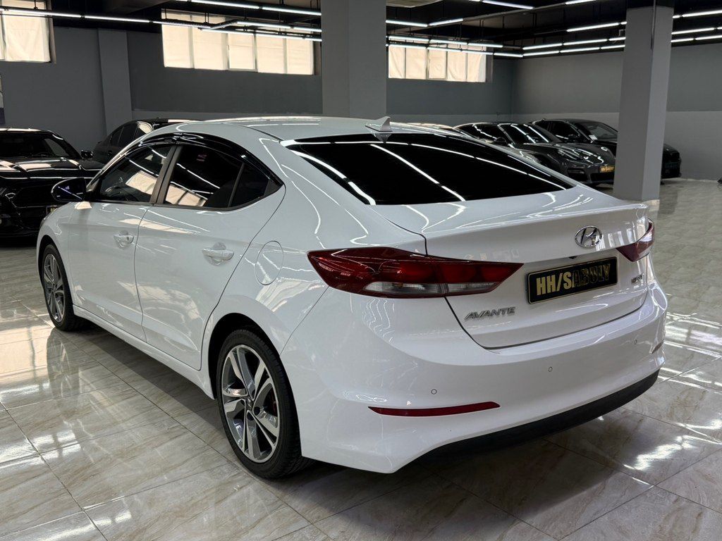 Hyundai Avante, 1.6 L, 2016 il, 210 000 km — Avtomobillər, Bakı (7)