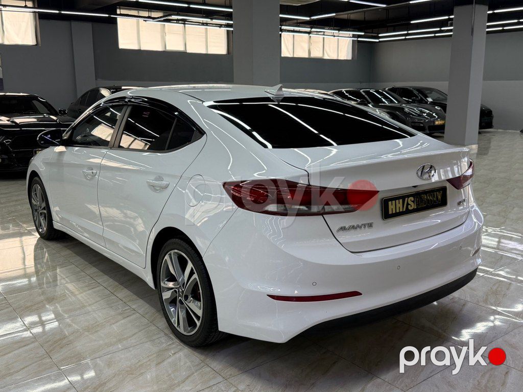 Hyundai Avante, 1.6 L, 2016 il, 210 000 km — Avtomobillər, Bakı (7)